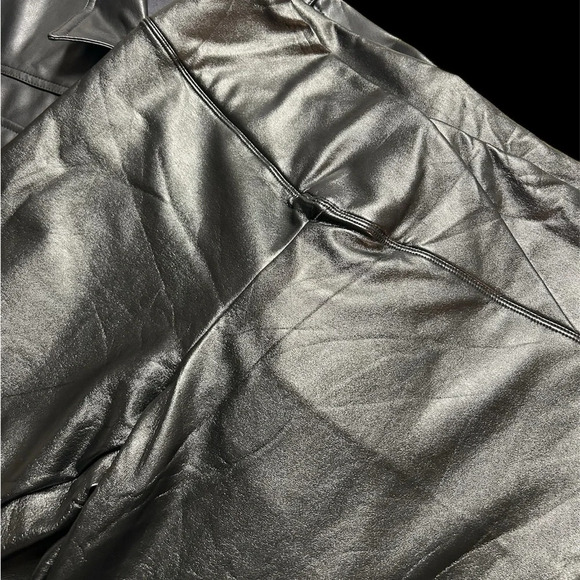 🖤 Faux Leather Crop Jacket (Forever 21) and matching faux leather pants, size L - Picture 6 of 6